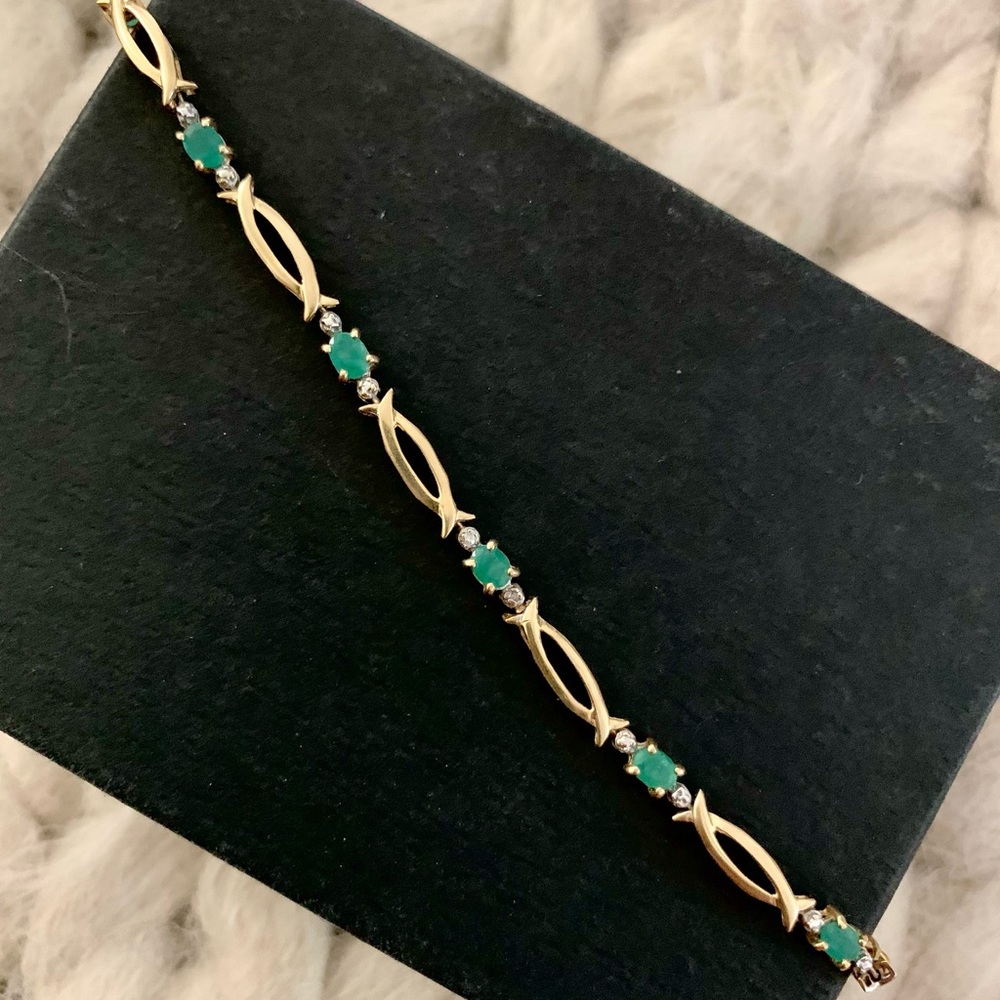 1950’s Gold & Jade infinity bracelet